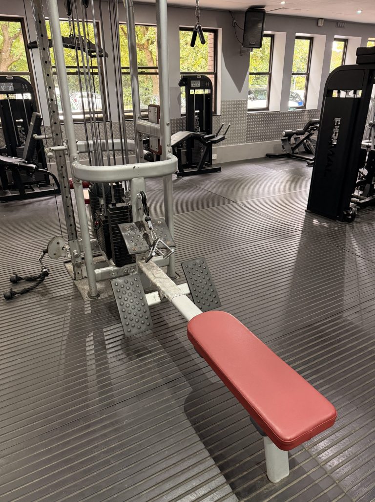 Seated row station
