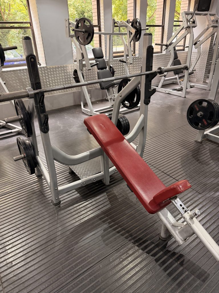 Incline Olympic bench